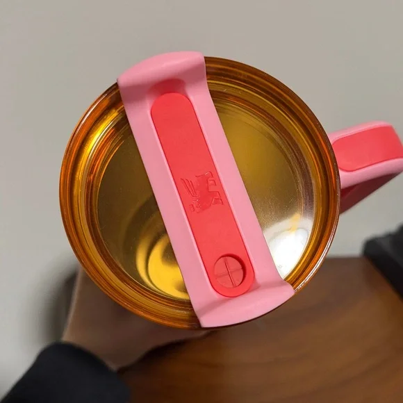 Stanley x Barbie limited Edition cup 40oz - Picture 6 of 8